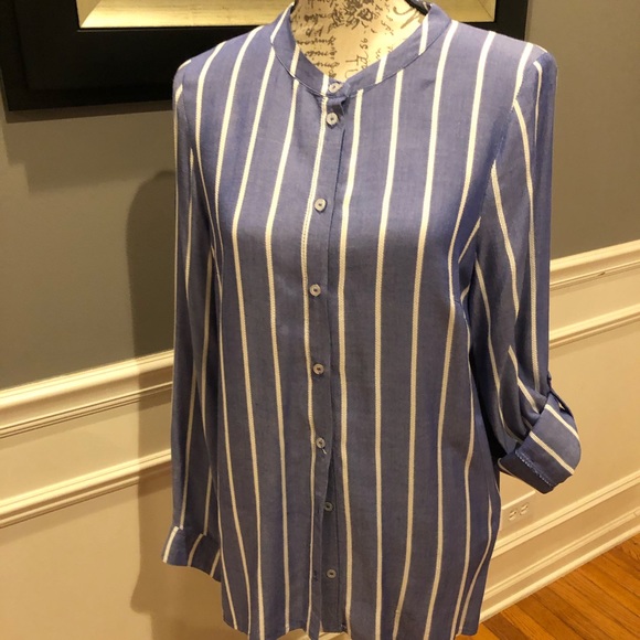 Tunic type blouse - Picture 1 of 6